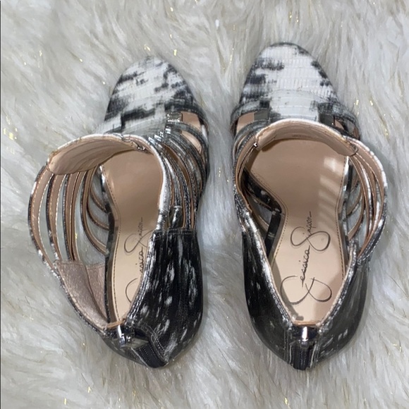 Jessica Simpson heels - Picture 4 of 6